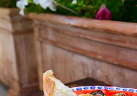 Закуска из мидий: пошаговый рецепт с фото Мидии, запеченные с чесночным соусом